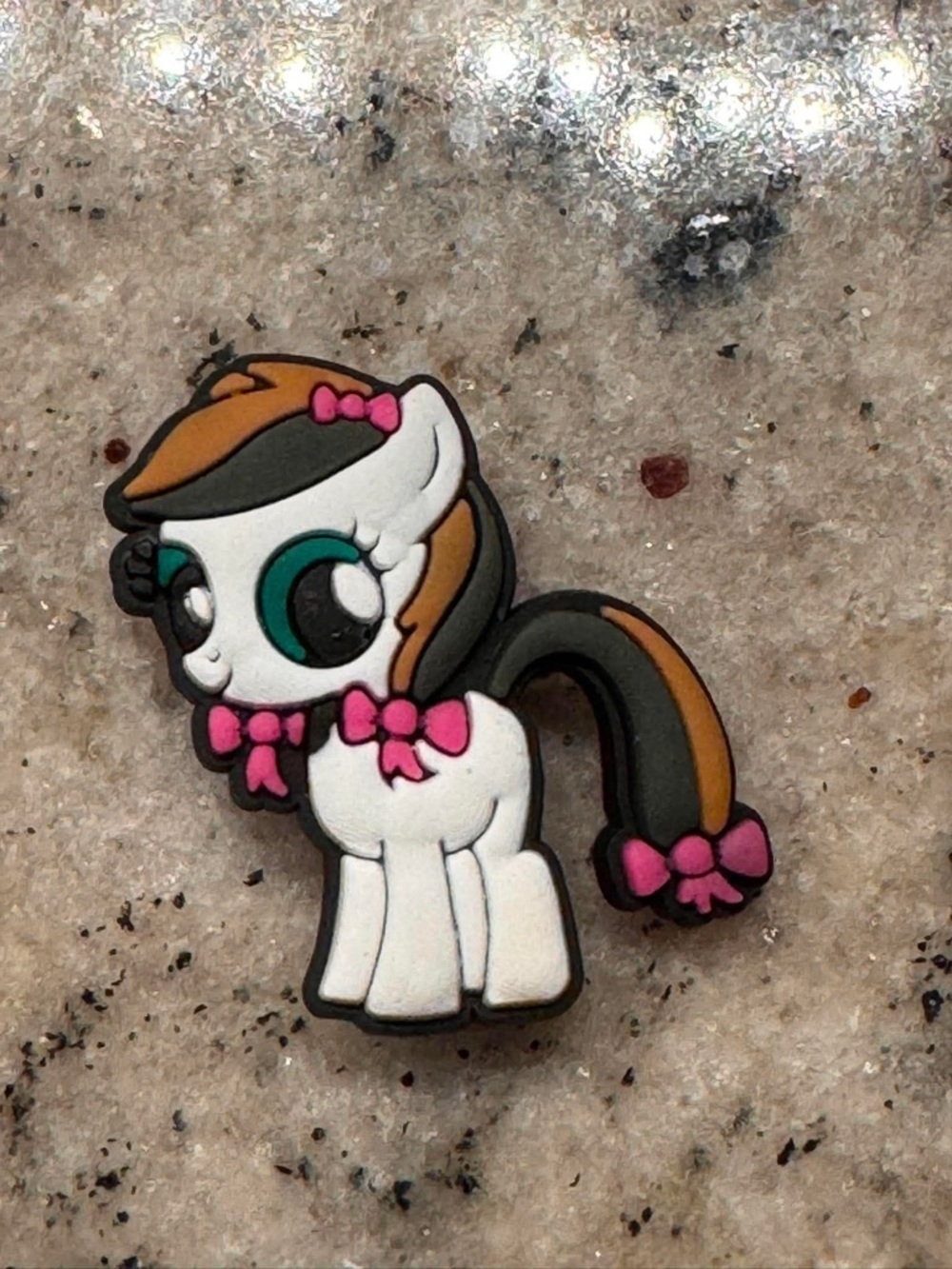 CROCS SHOE CHARM My little pony White Cartoon Pony Charm with Pink Bows